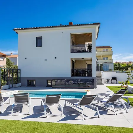 Polaris & Antares Villa *